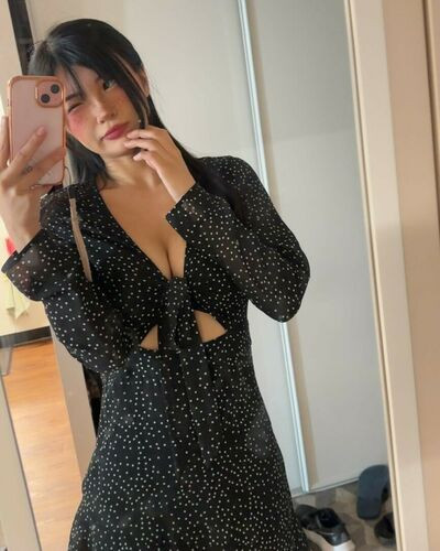 Strawberry.bunni seunnngmiii on picsofsex.com