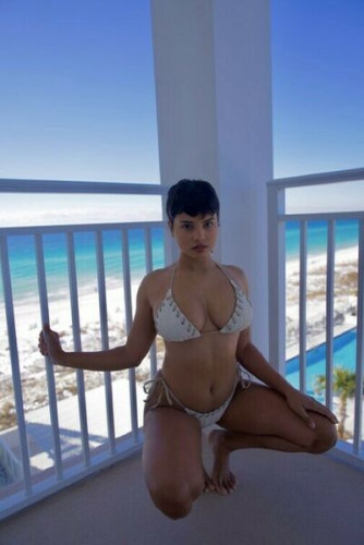 Sin.xia on picsofsex.com