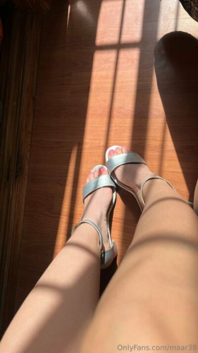 Samanthaaa027 on picsofsex.com