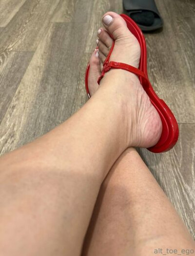 Alt_toe_ego on picsofsex.com