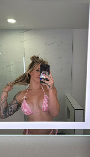 Josiehamming on picsofsex.com