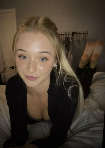Xomaddykxo on picsofsex.com