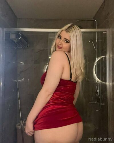 Hana.bunny_bunny on picsofsex.com