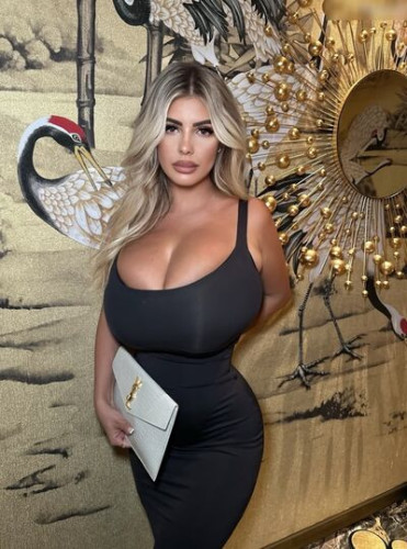 Lali957 on picsofsex.com