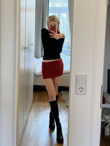 Mia Guethe on picsofsex.com