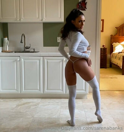 Sarenabanks.xo on picsofsex.com