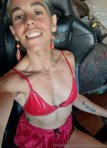 Mitziedupree on picsofsex.com