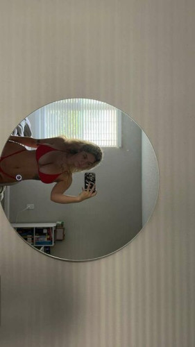 Caitlin.betterly caitlin.mayx on picsofsex.com