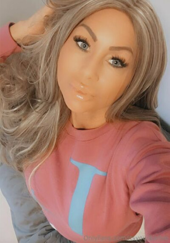 Itsyourbarbie on picsofsex.com
