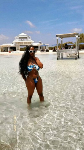 Lovethediosa on picsofsex.com