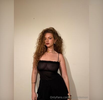 Ashley Suarez on picsofsex.com