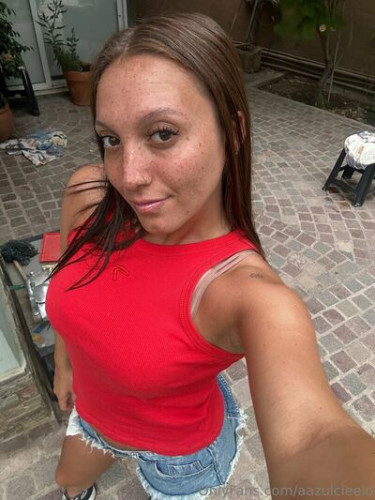 Aazulcieelo on picsofsex.com