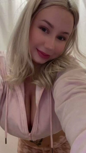 Bbgkikixox on picsofsex.com