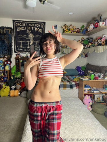 Erikabug_ on picsofsex.com