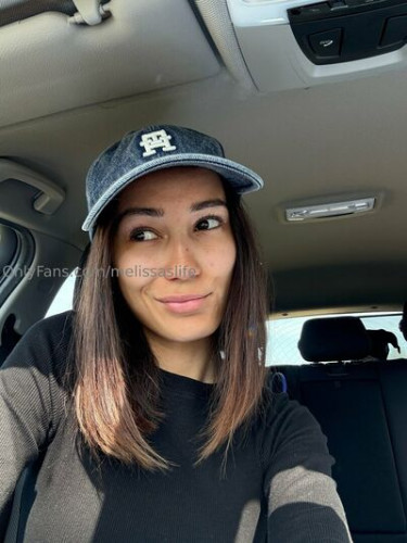 Melissaslife on picsofsex.com