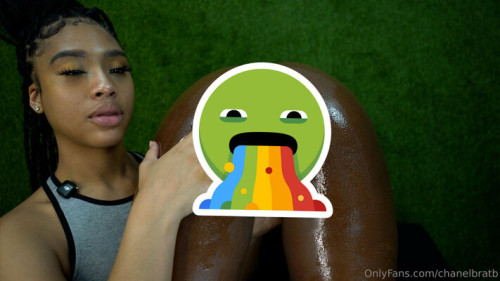 Chanelbratb on picsofsex.com