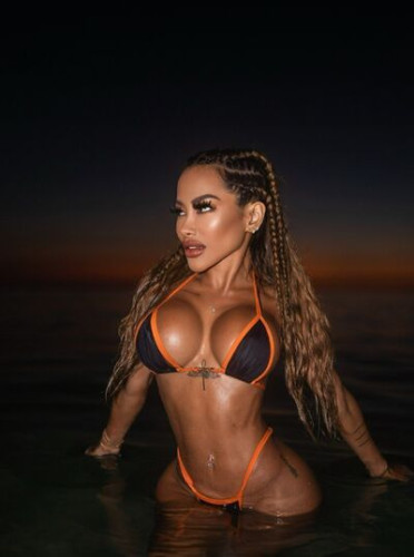 Misscjmiles on picsofsex.com