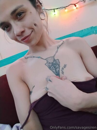 Savagesiren on picsofsex.com