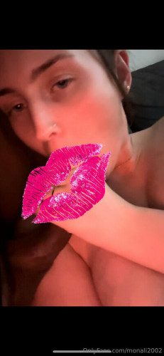 Monali2002 on picsofsex.com