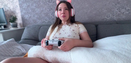 Seduced Step Sister To Hardcore Fuck While No One Is Home on picsofsex.com