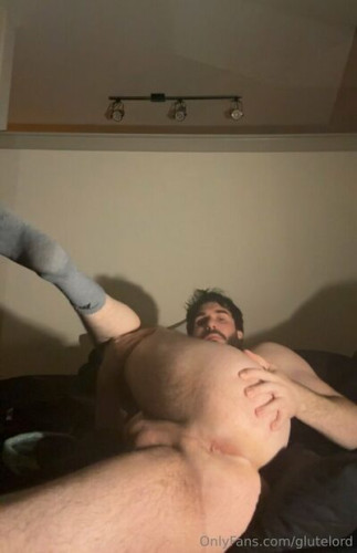Werewolffbarmitzvah on picsofsex.com