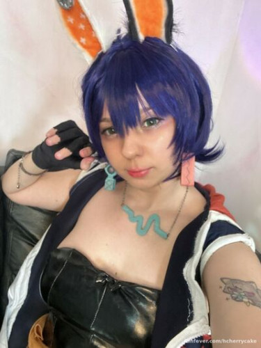 PornoAnime harucherry.cosfanpage hcherrycake on picsofsex.com