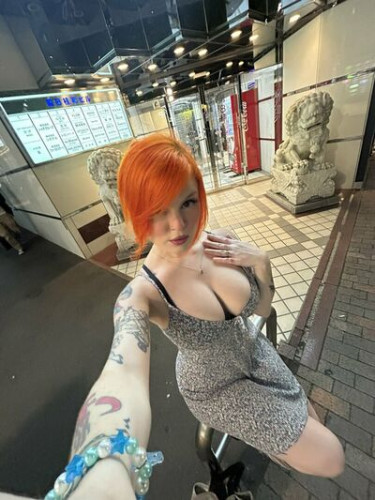 Kenzie Logan kenzierpg okenzielogan on picsofsex.com