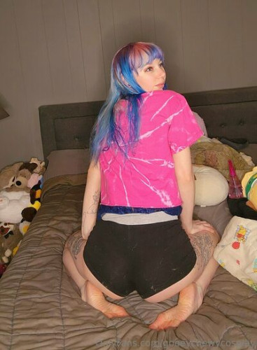 Gooeychewycosplay on picsofsex.com