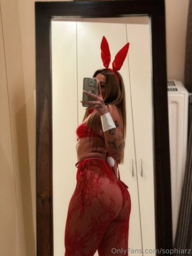 Sophiarz on picsofsex.com