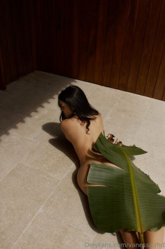 Vanessa_rhd on picsofsex.com