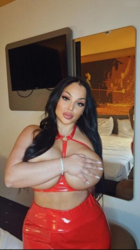 Blackxpearl on picsofsex.com