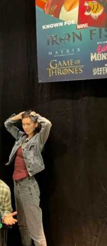 Jhenwick on picsofsex.com