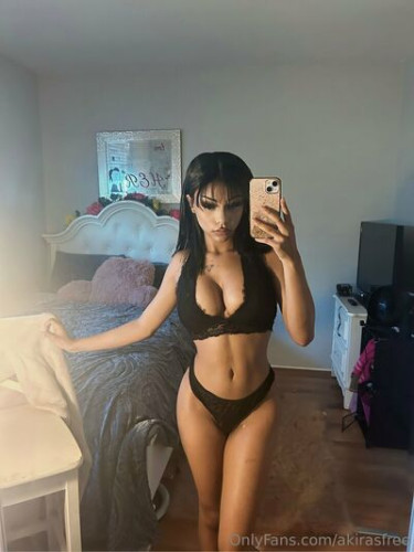 Akirasfree on picsofsex.com