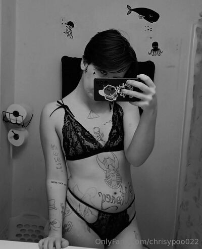 Chrisypoo022 on picsofsex.com