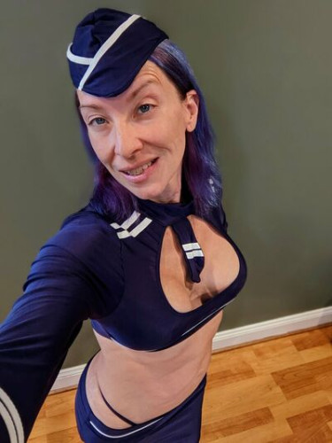 Stellahere on picsofsex.com