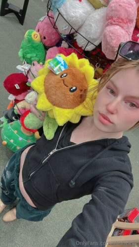 Gbabyfree on picsofsex.com