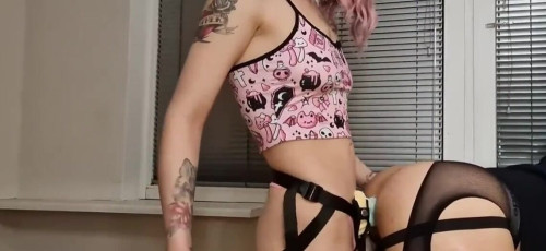 Cute rainbow strapon on picsofsex.com