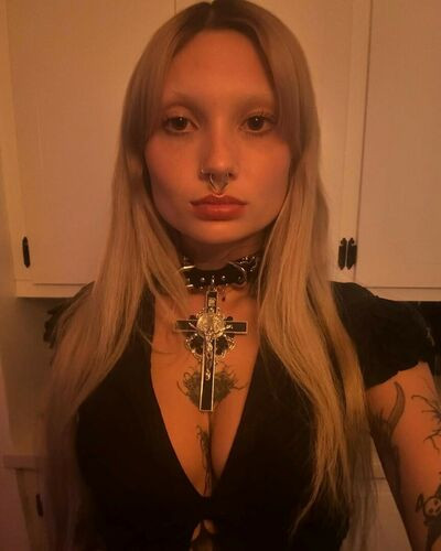 Krissy.kaminskii liittlekrissy on picsofsex.com