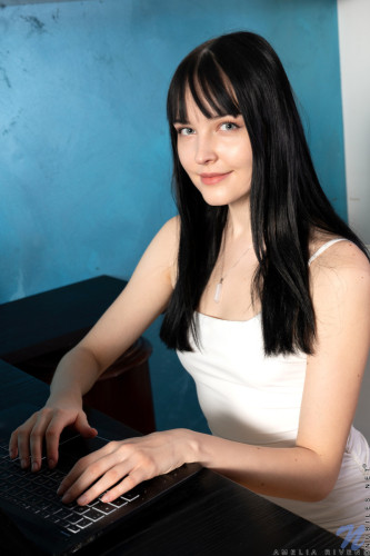 Amelia Riven Had So Much Fun The First Time Around on picsofsex.com