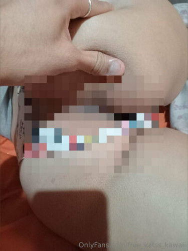 Kawaiisenshii on picsofsex.com