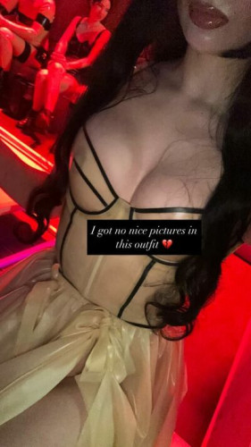 SweetSeverine sweet.severine sweet_severine on picsofsex.com