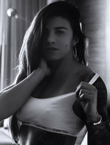 Claudiagadelha on picsofsex.com