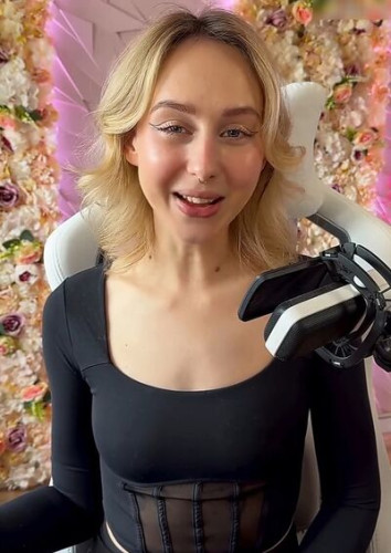 Sophiexelisabeth on picsofsex.com