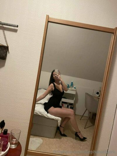 Stephaniebjorkk on picsofsex.com