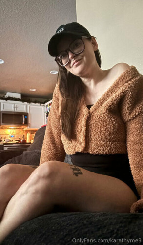 Karathyme3 on picsofsex.com