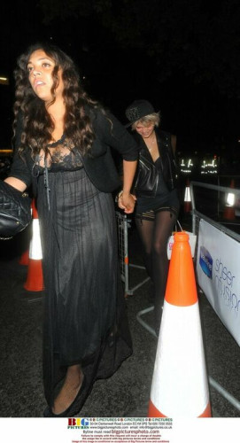 Miquitaoliver on picsofsex.com