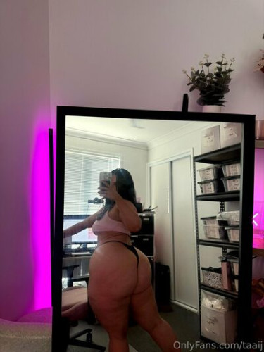 Taaij on picsofsex.com