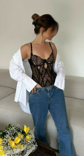 Jessyhartel on picsofsex.com