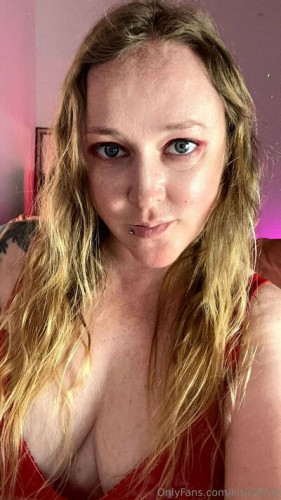 Kisicafree on picsofsex.com