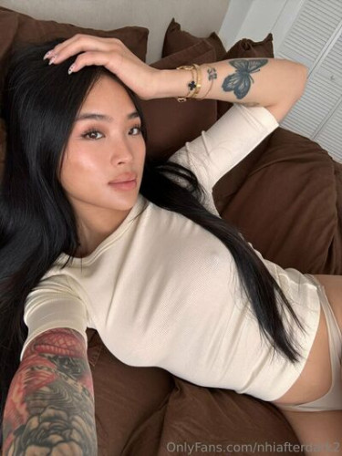 Nhiafterdark2 on picsofsex.com